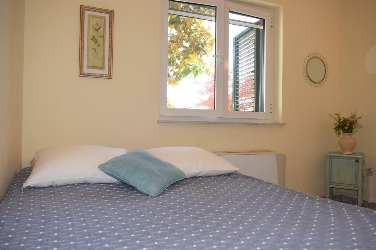 Anita Apartments Trogir Bagian luar foto